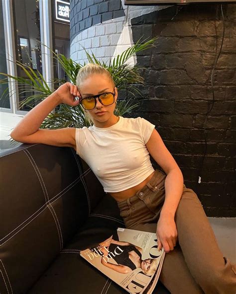 chloe frater